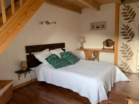 Logis Du Lac A Madic Exterior photo
